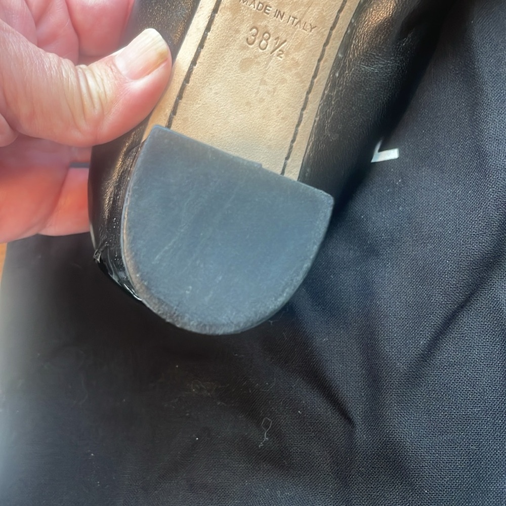 Chanel Size 38 1/2 Black Leather with Vinyl Tips Almost New Maybe Worn once - Picture 9 of 15